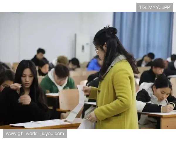 教资考试女生占男厕，网友呼吁加强考场文明教育，女子报考教师资格笔试第一却被淘汰 幕后真相大跌眼镜